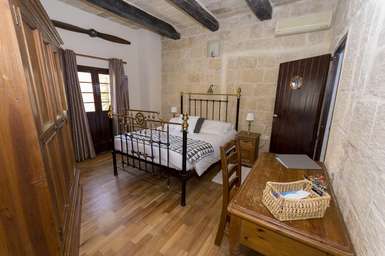 The Burrow Guest House Tarxien Eksteriør bilde