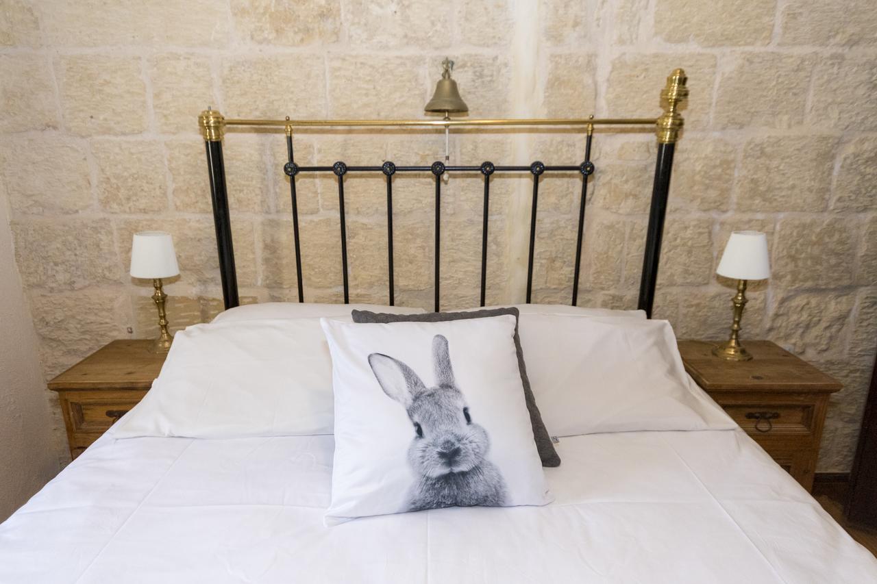The Burrow Guest House Tarxien Eksteriør bilde