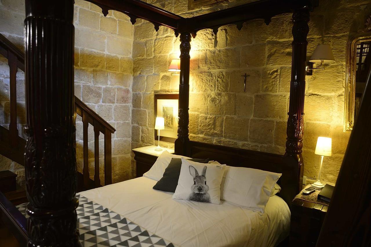 The Burrow Guest House Tarxien Eksteriør bilde