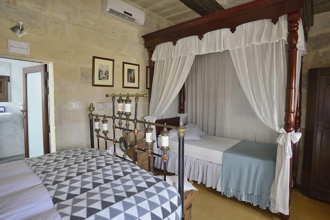 The Burrow Guest House Tarxien Eksteriør bilde